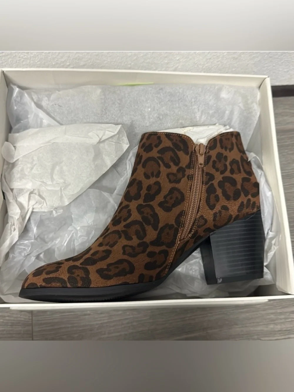 Style & Co. Masrinaa Ankle Booties In Brown Leopard Size 9 - Picture 2 of 5